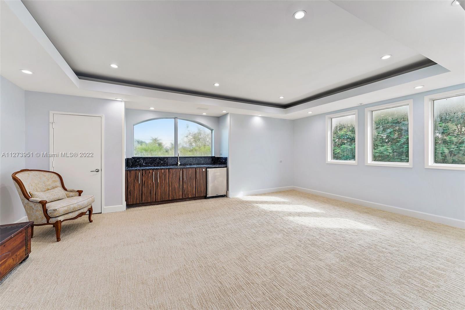 COVE POINT PLAT OF - Residential