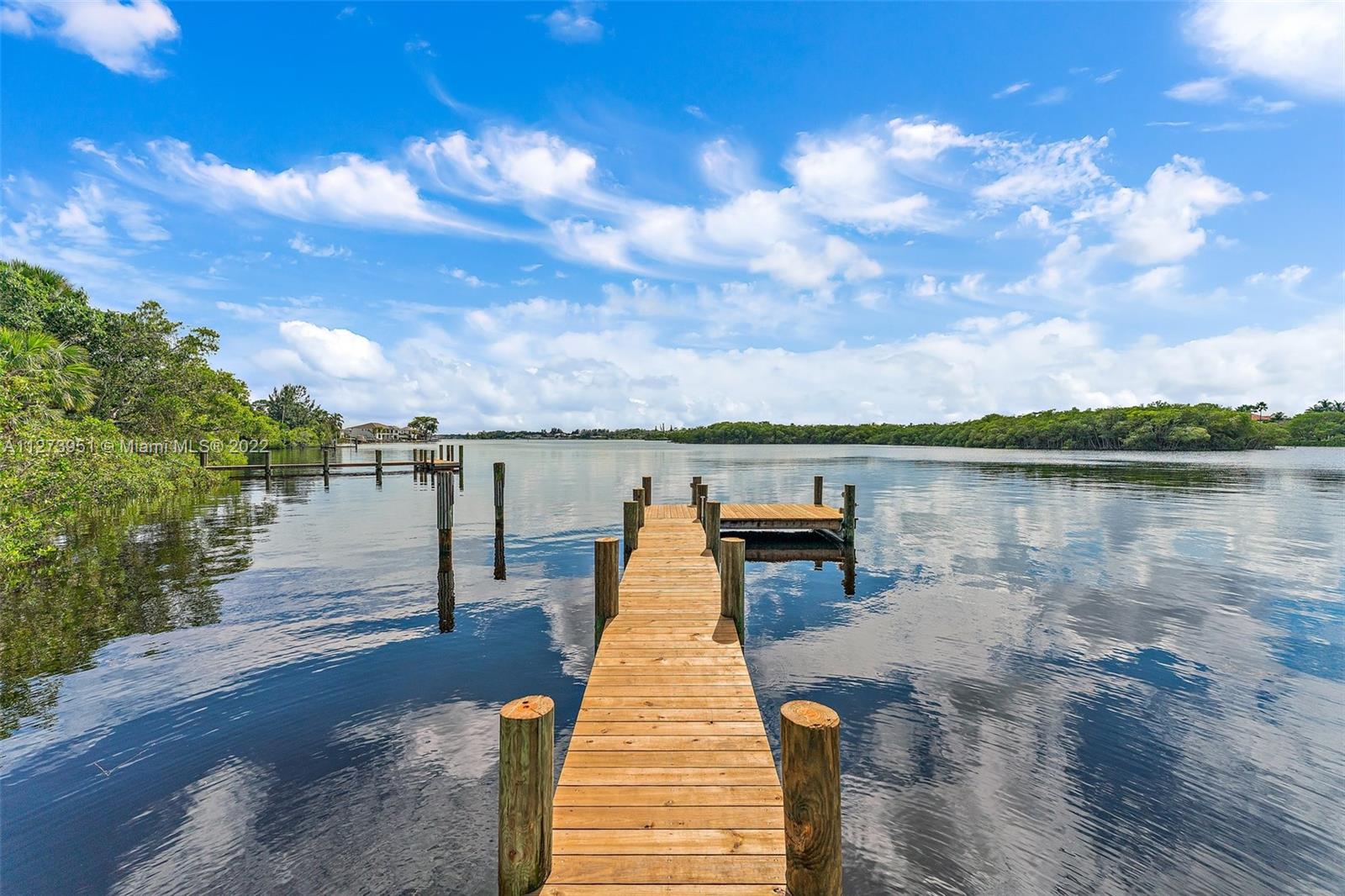 COVE POINT PLAT OF - Residential