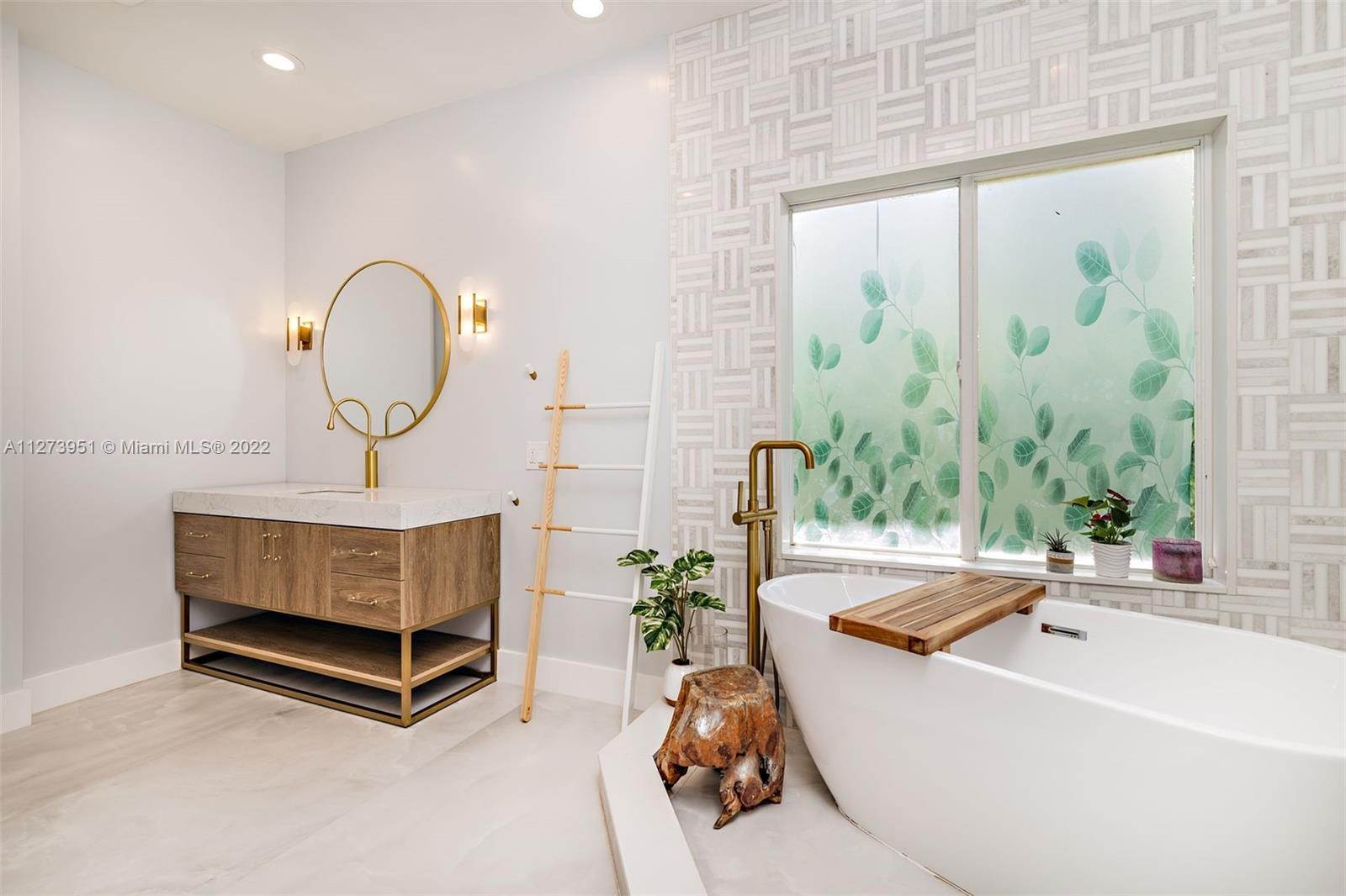 COVE POINT PLAT OF - Residential