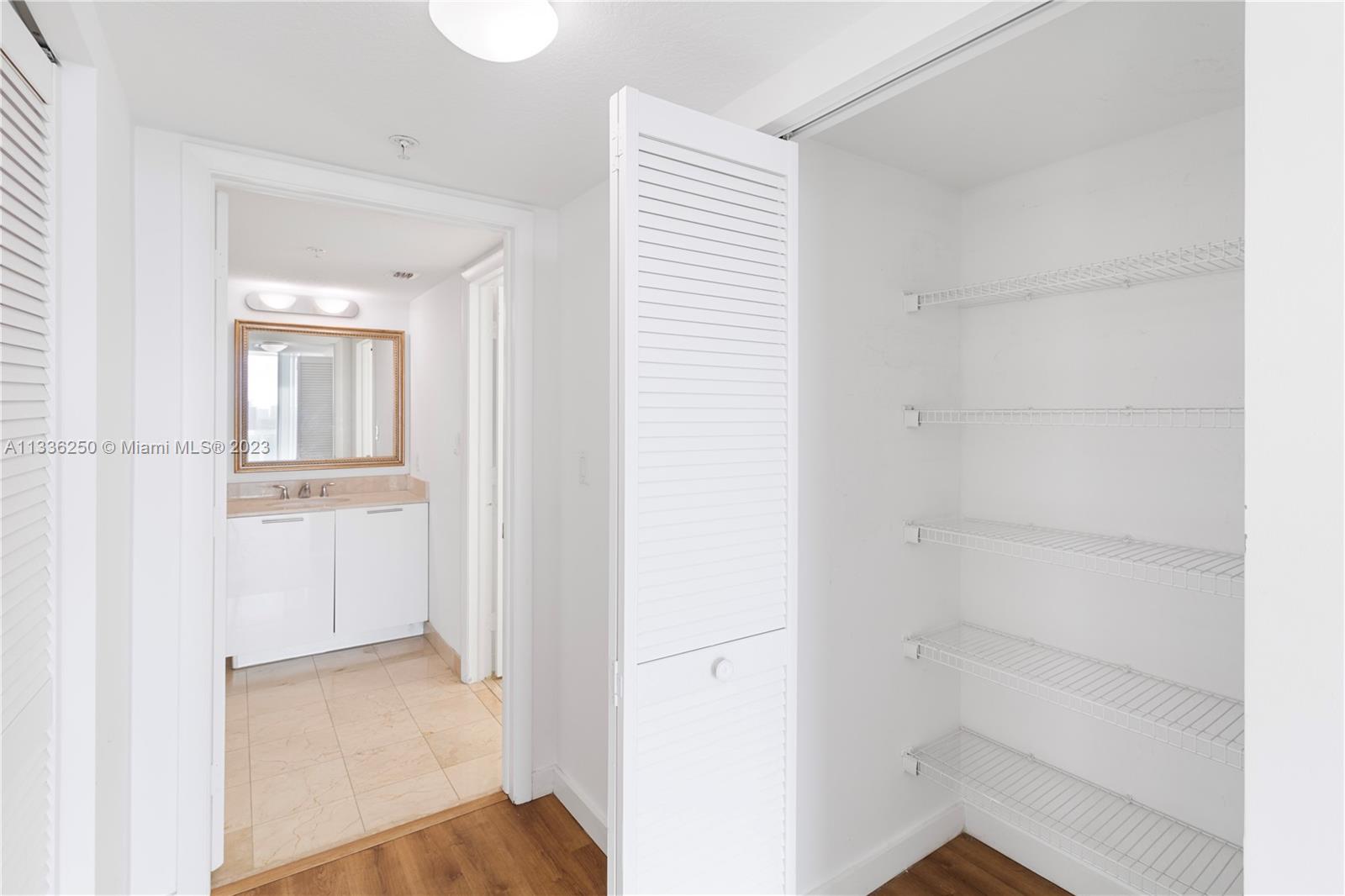 1800 CLUB CONDO - Residential