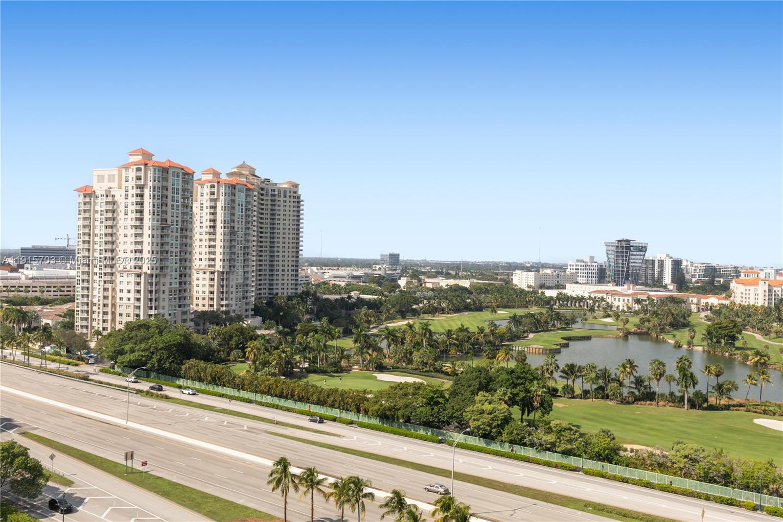 PARC CENTRAL AVENTURA EAS - Residential