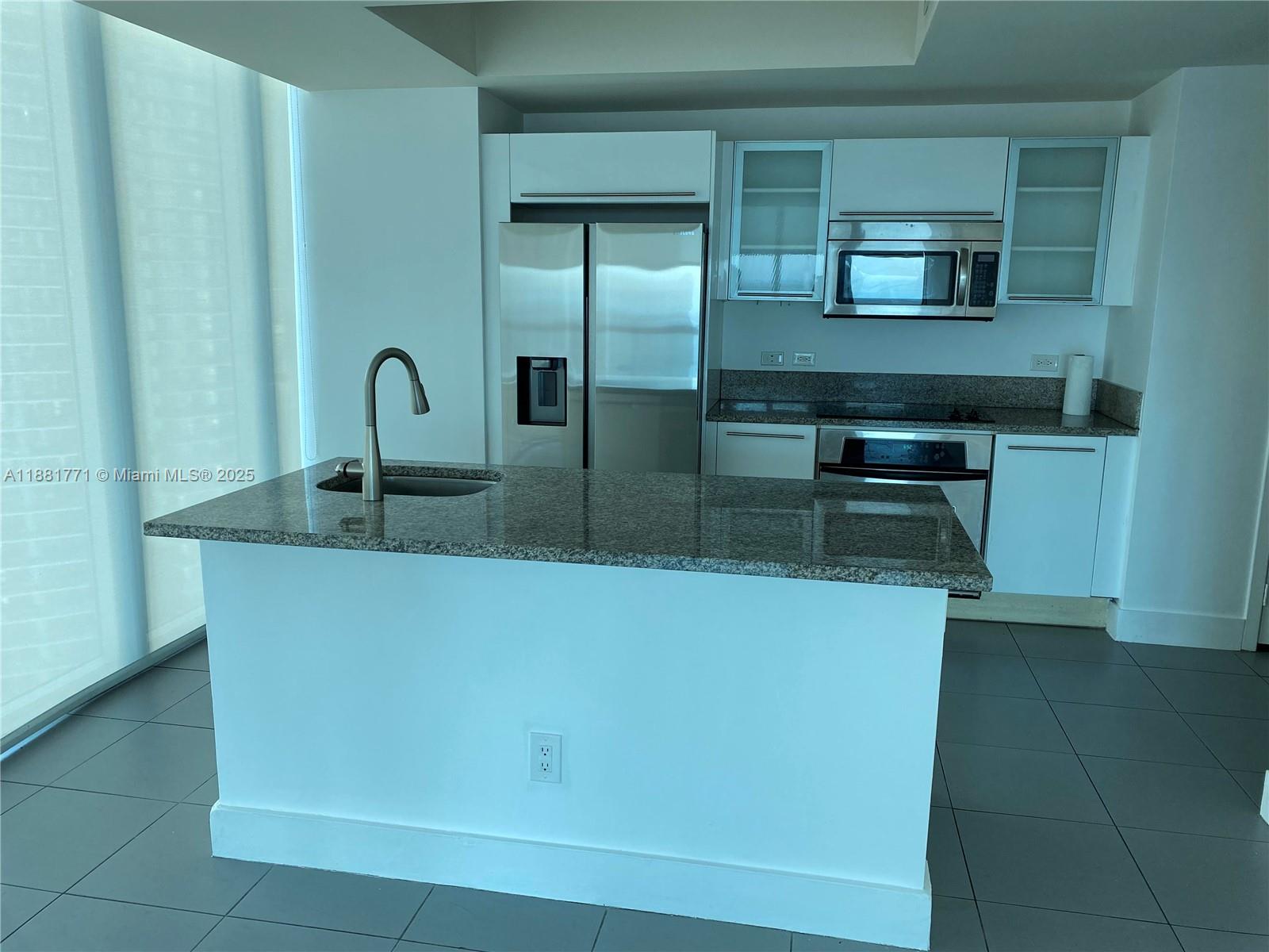 MARINABLUE CONDO - Residential Lease