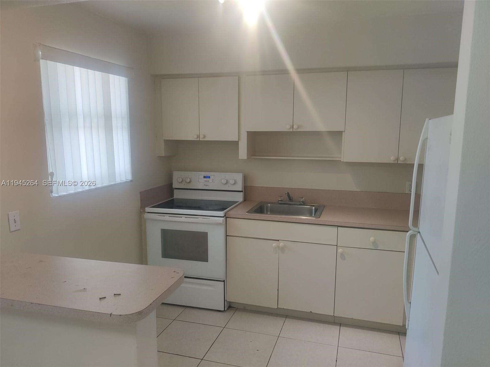 GOLDEN HEIGHTS - Residential Income