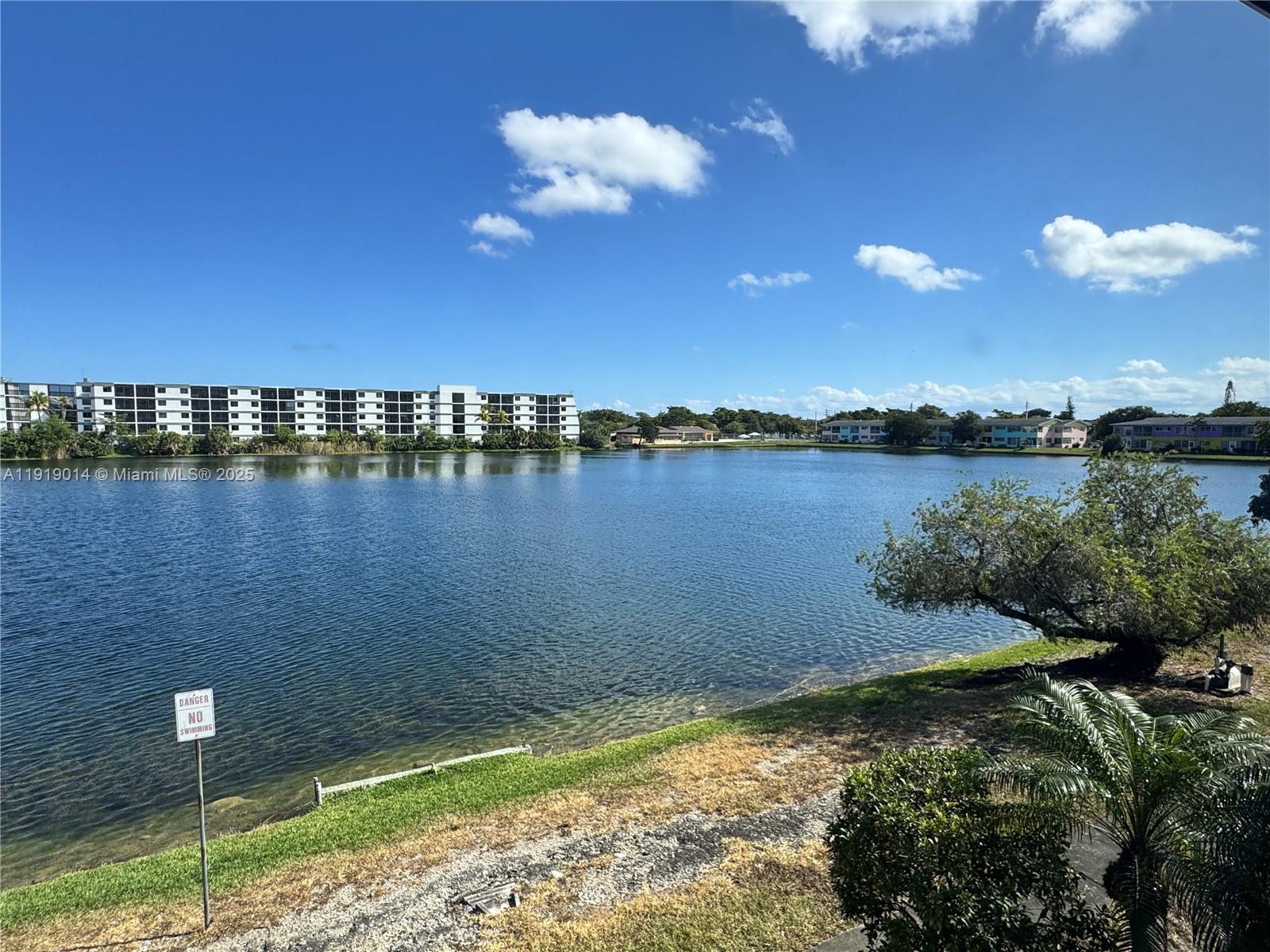 19255 NE 2nd Ave 2218