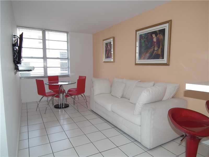 THE DECOPLAGE CONDO - Residential Lease