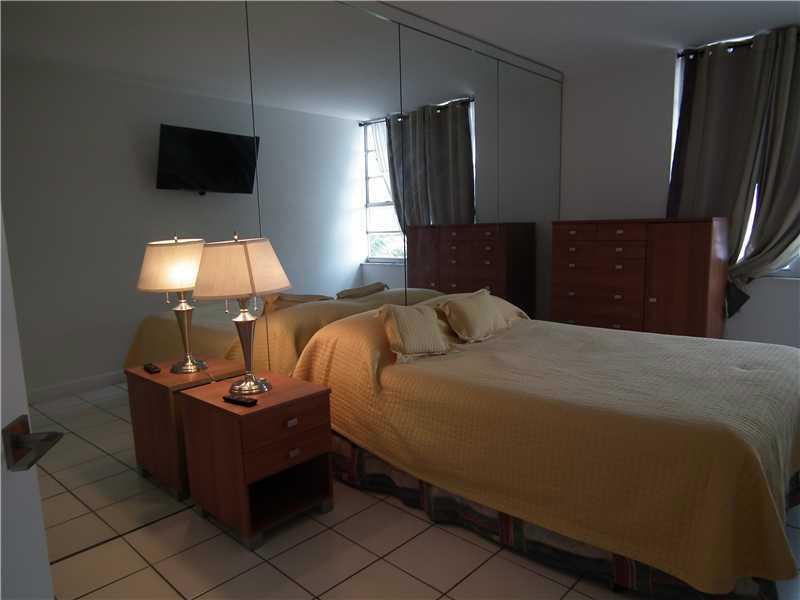 THE DECOPLAGE CONDO - Residential Lease