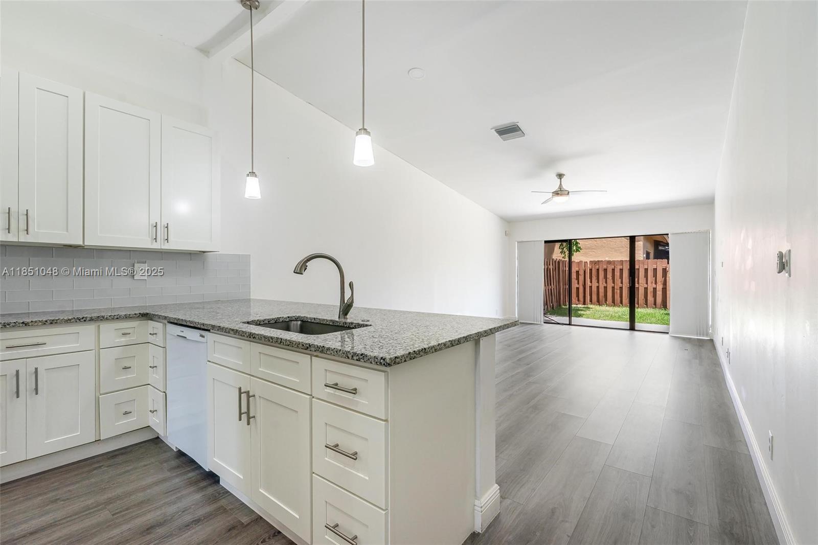836 NW 79th Ter