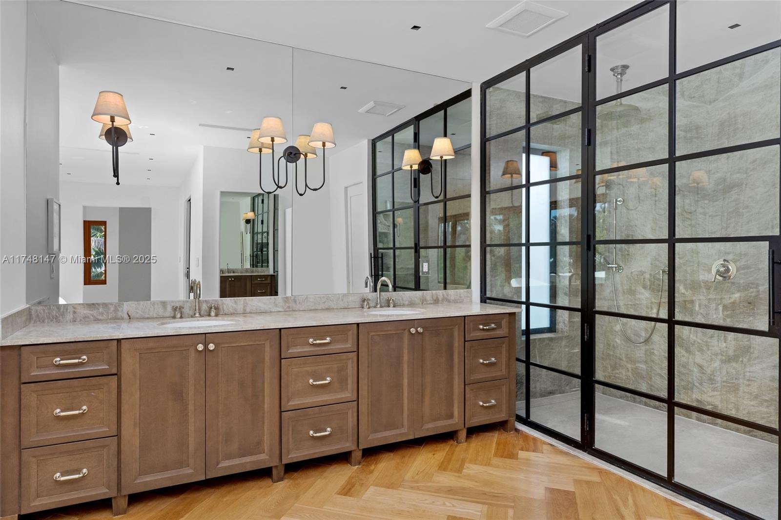 RIVO ALTO AMD - Residential