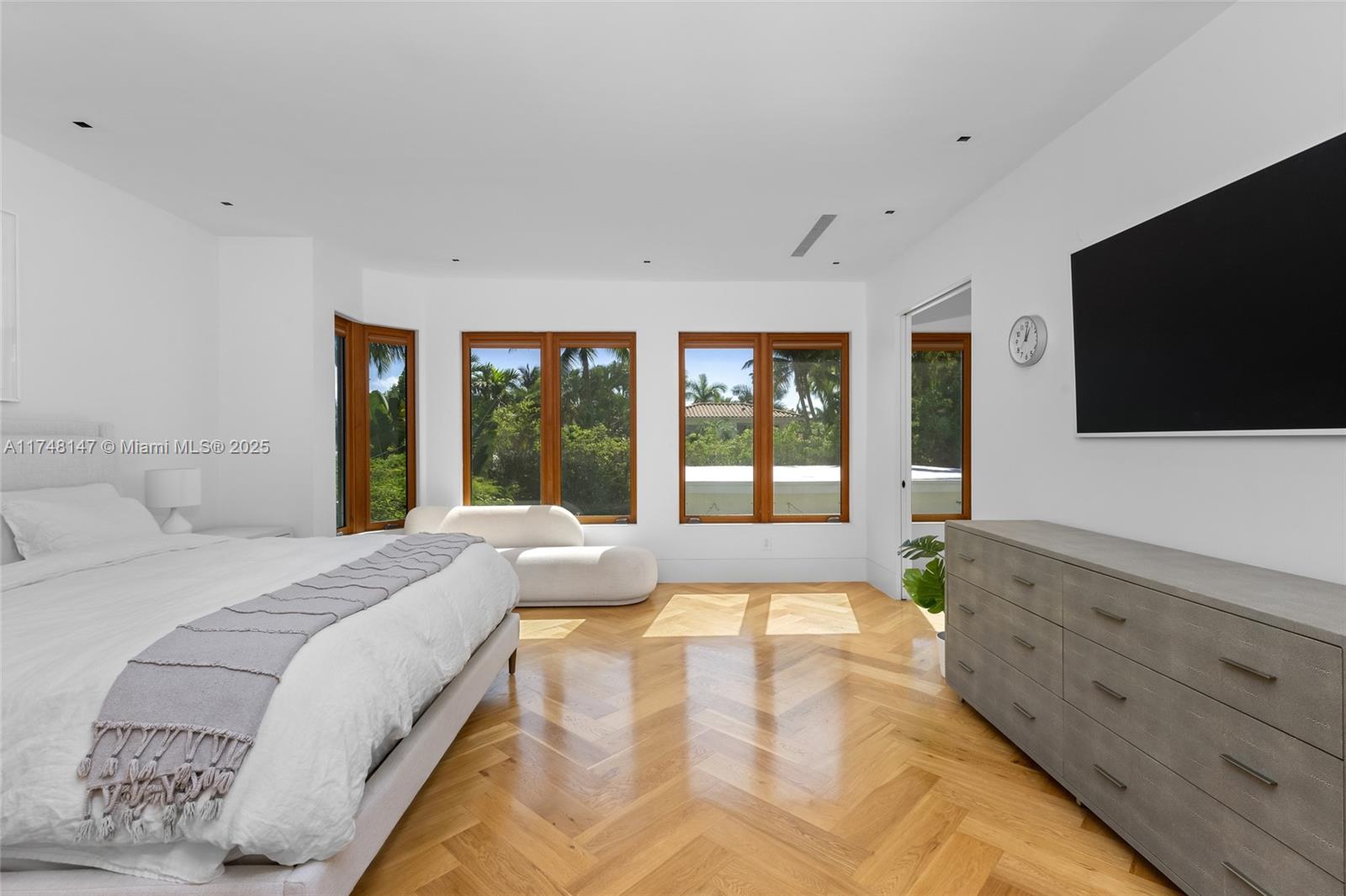 RIVO ALTO AMD - Residential