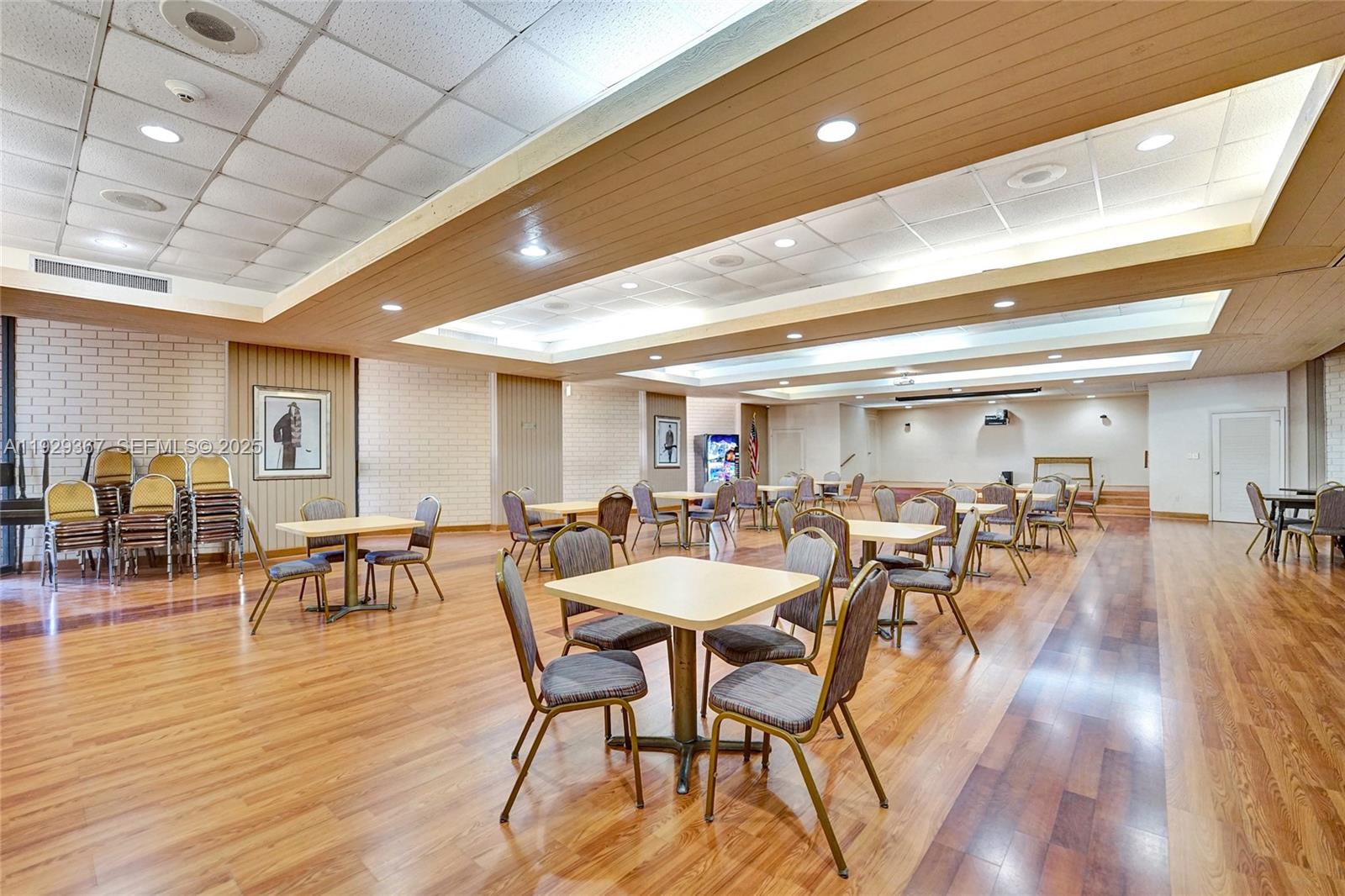 GRANDVIEW AT EMERALD HILL - Residential