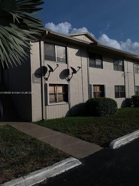 Great location for this apartment in Kendall, this 2 bedrooms 2 full bathrooms n the first floor close to supermarkets, schools, restaurants, best price in the area. Washer and dryer inside. Send your offer with the completely information. Police report, bank statement, credit report, rental application, ID, last pay stub. Property available April 30, 2024