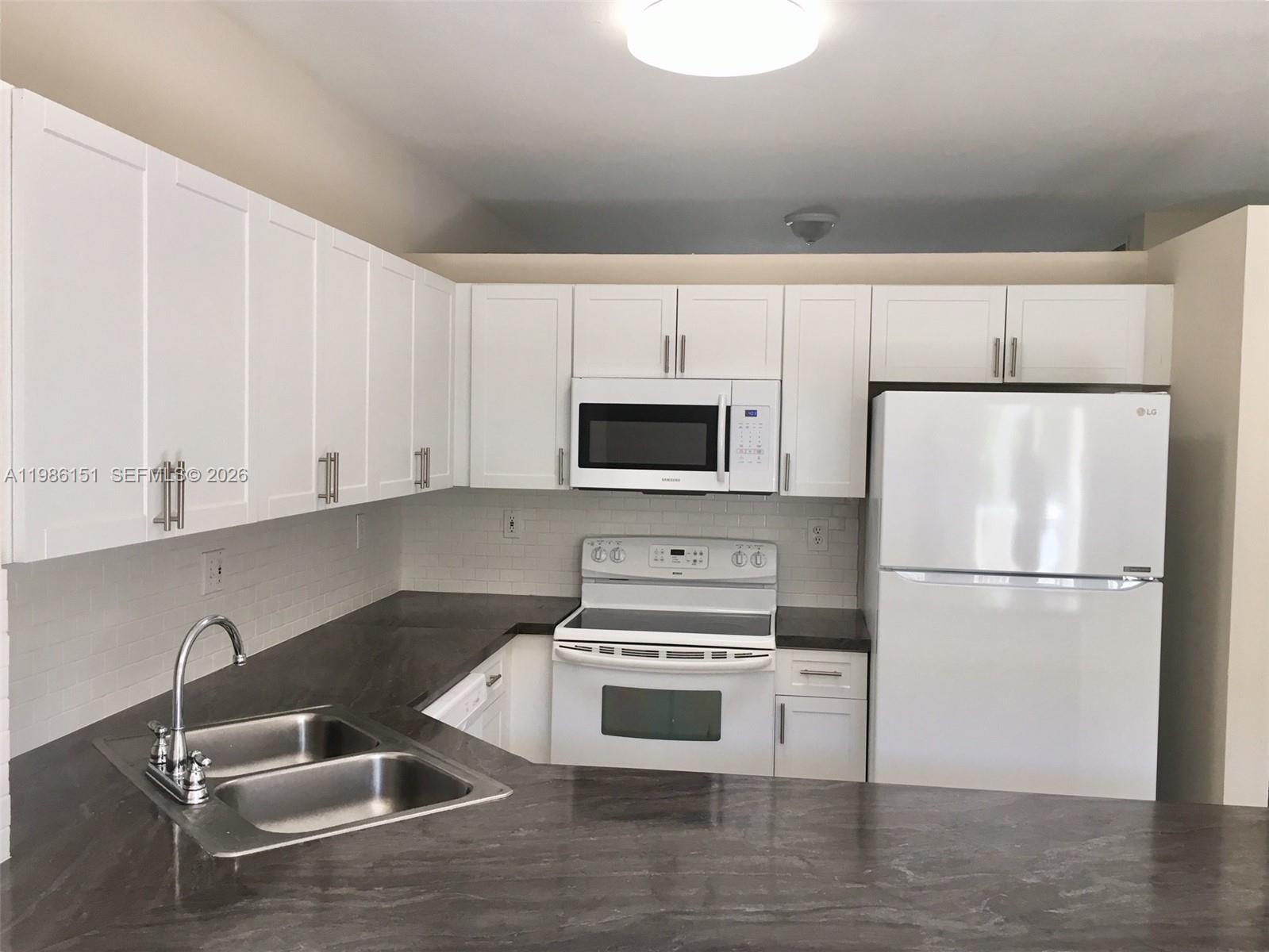 SAN MARCO VILLAS CONDO - Residential Lease