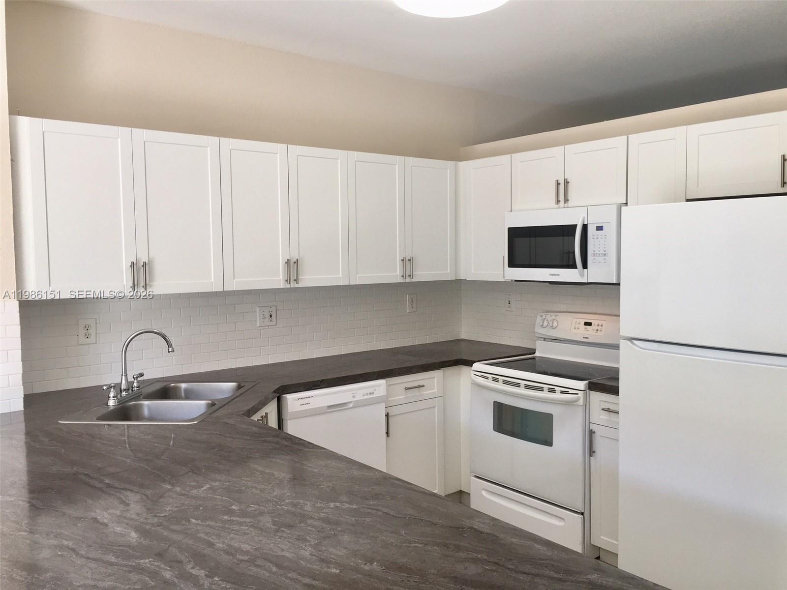 SAN MARCO VILLAS CONDO - Residential Lease