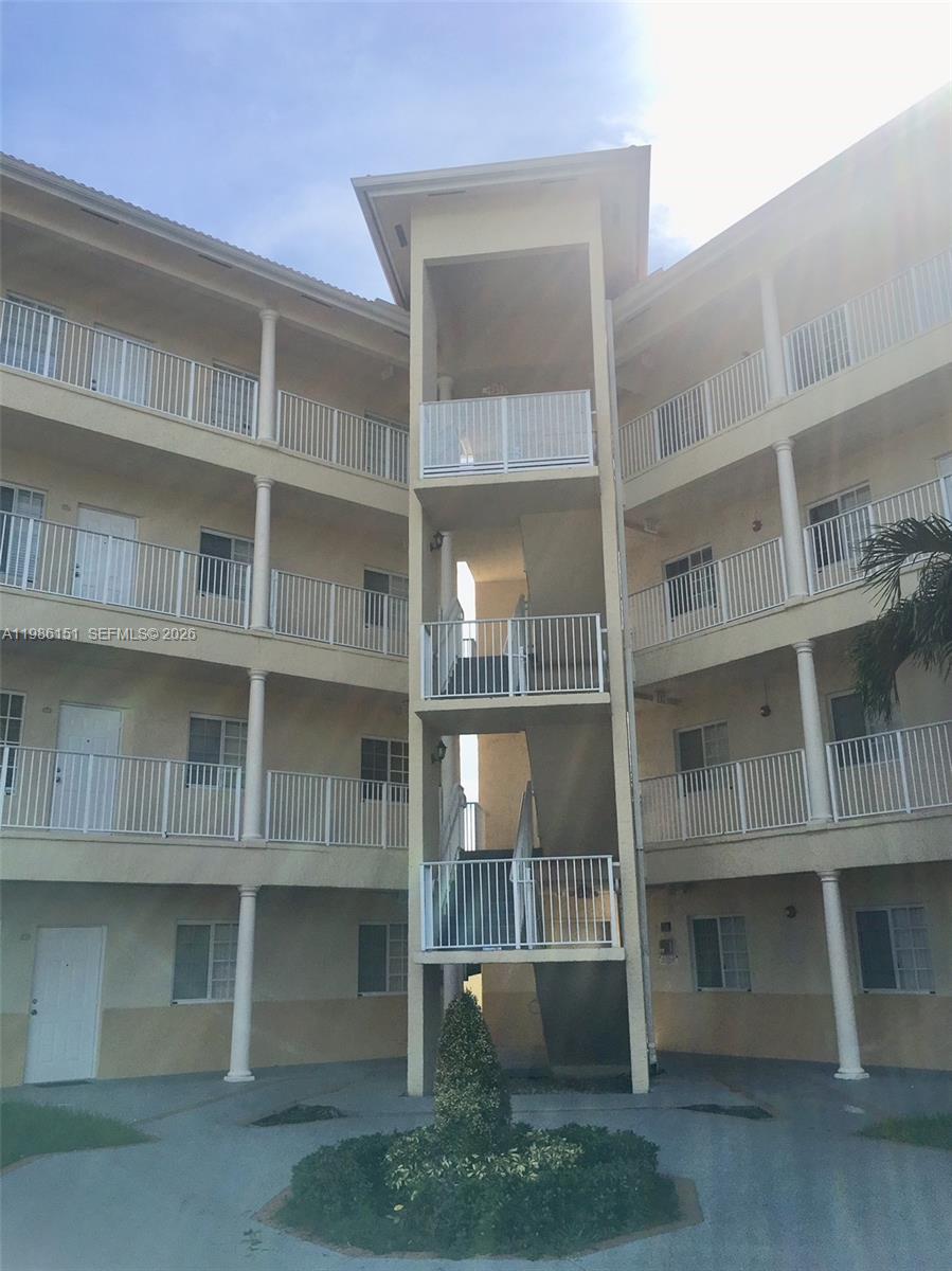 SAN MARCO VILLAS CONDO - Residential Lease