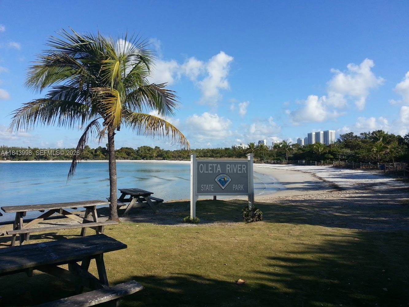 PARQUE TOWERS CONDO - Residential