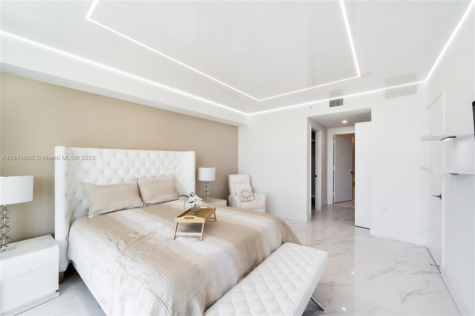 PARQUE TOWERS CONDO - Residential