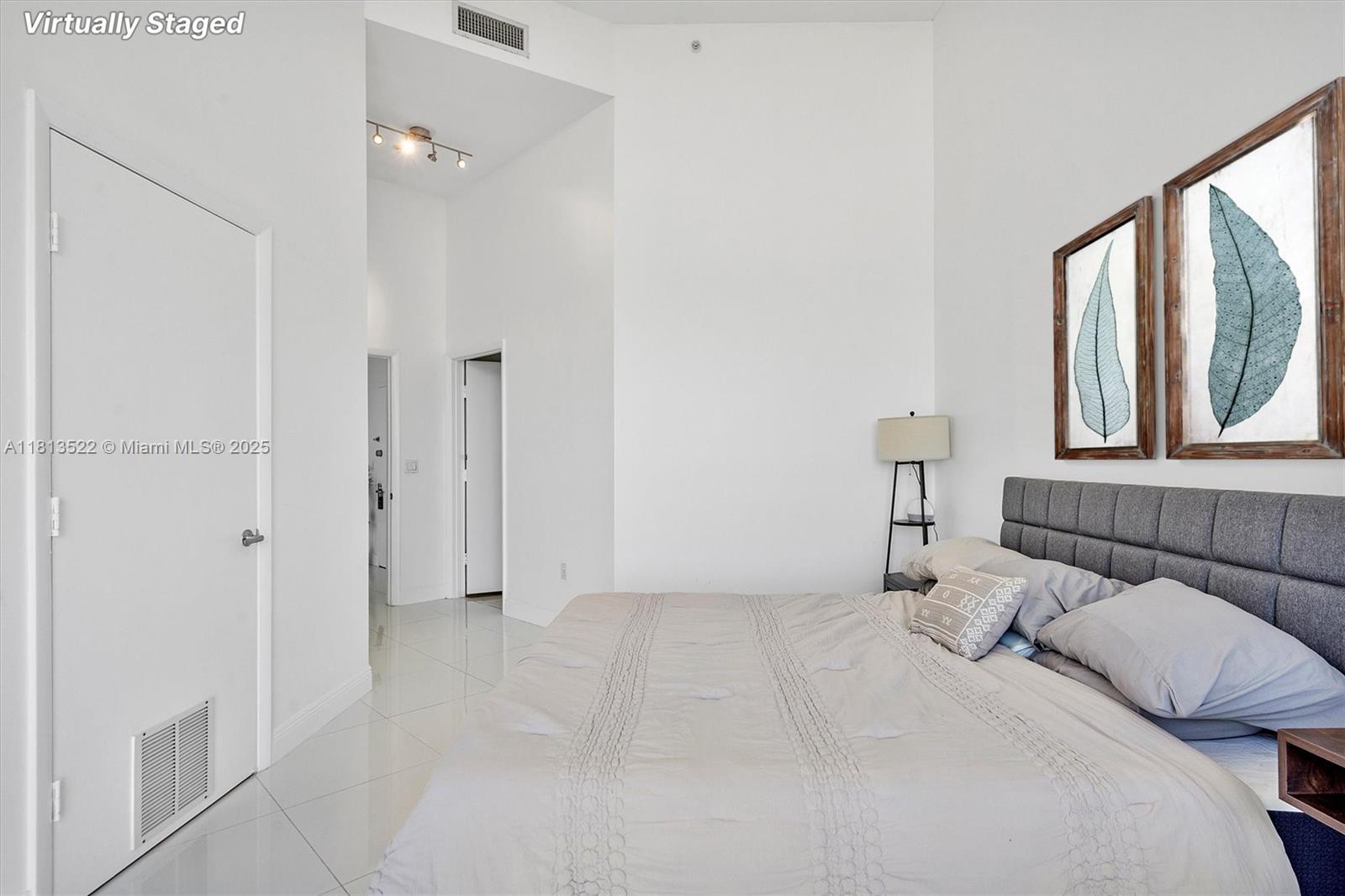 QUANTUM ON THE BAY CONDO - Residential