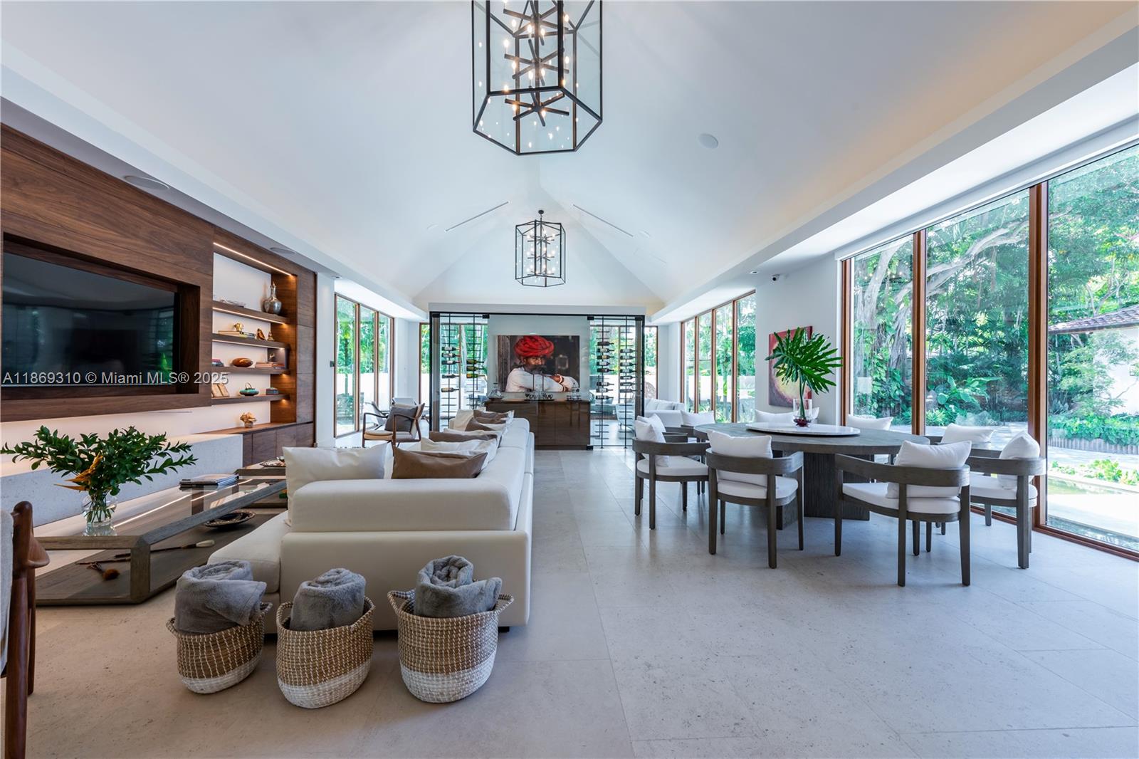 BISCAYNE HEIGHTS - Residential Lease