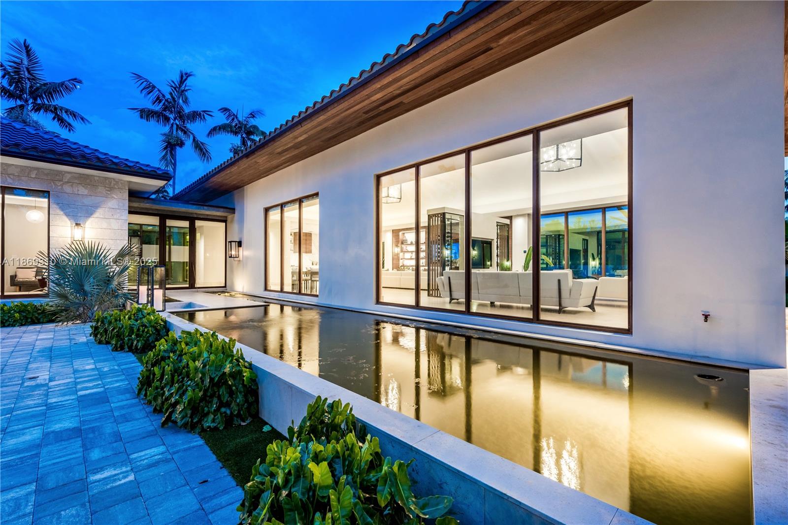 BISCAYNE HEIGHTS - Residential Lease