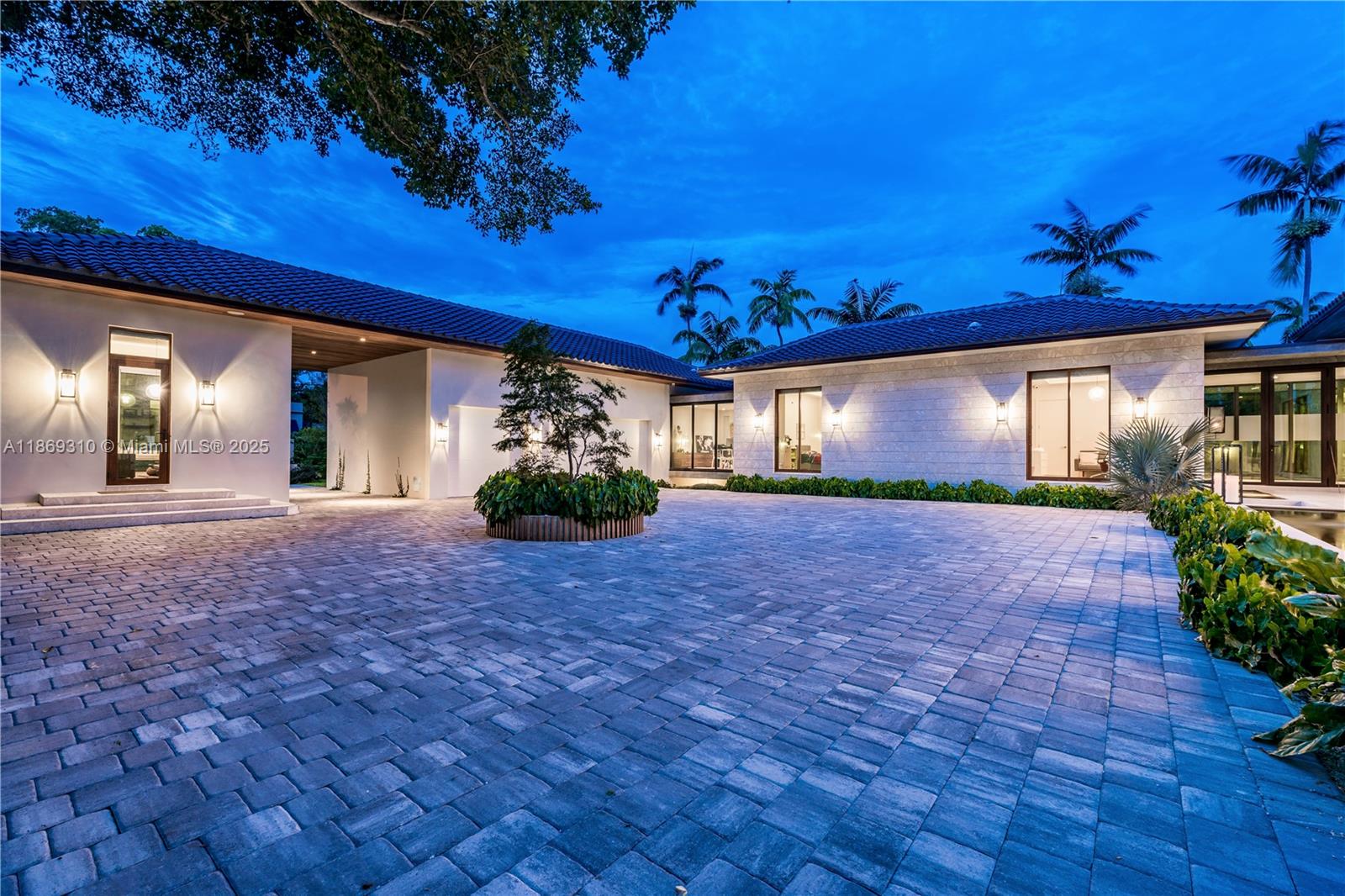 BISCAYNE HEIGHTS - Residential Lease