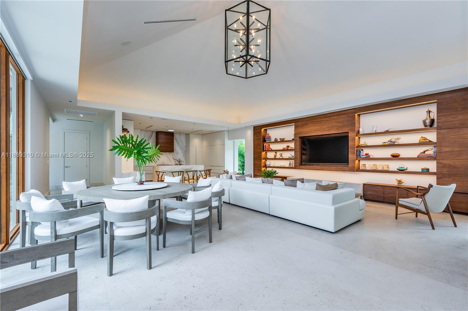 BISCAYNE HEIGHTS - Residential Lease