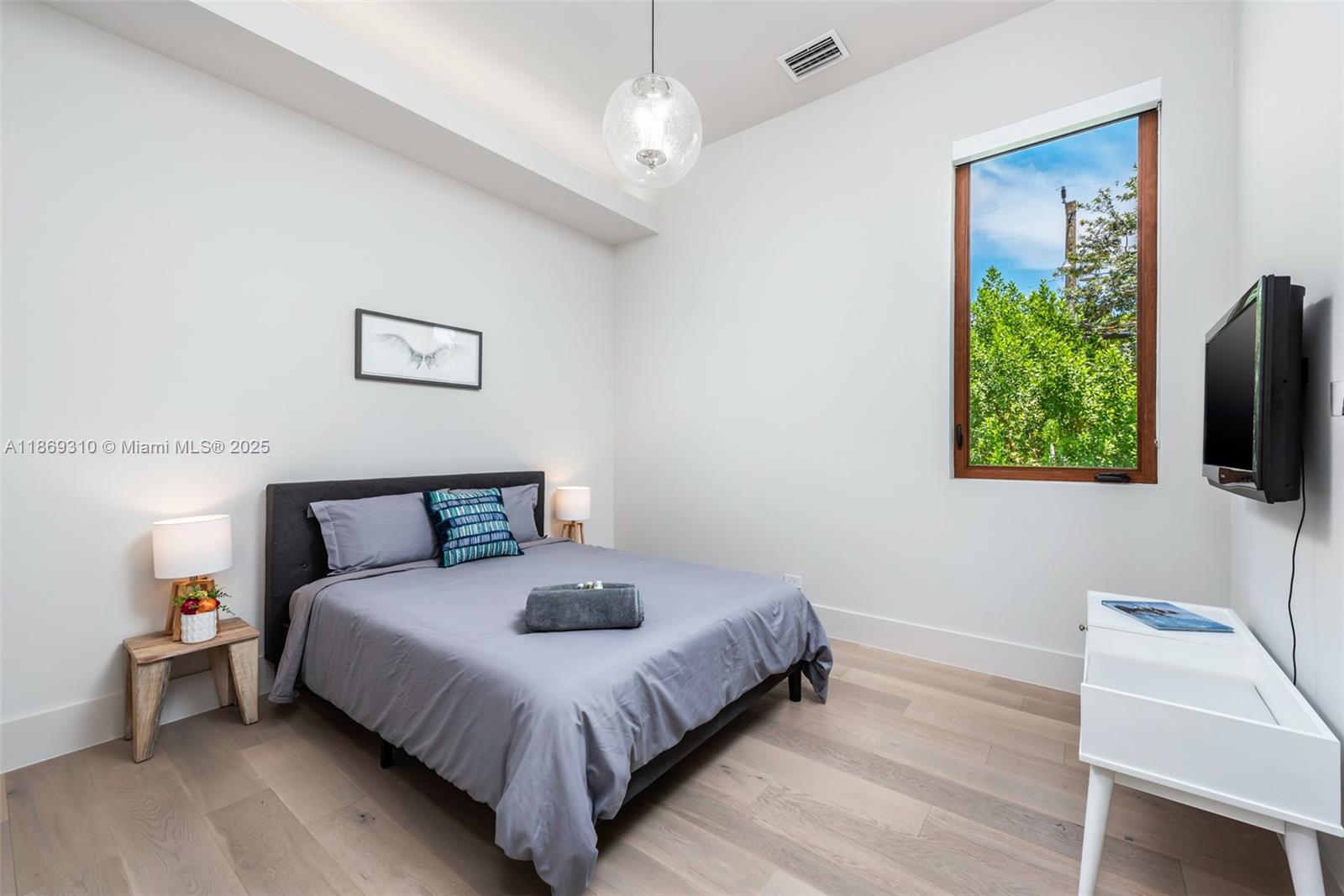 BISCAYNE HEIGHTS - Residential Lease