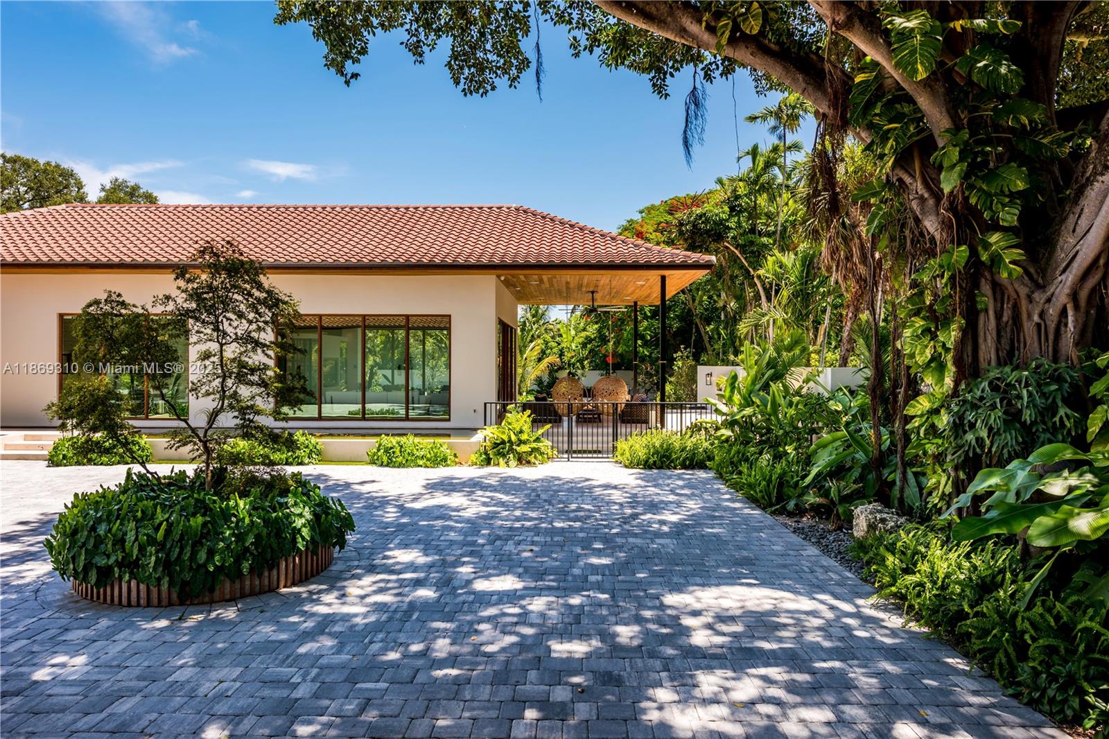 BISCAYNE HEIGHTS - Residential Lease