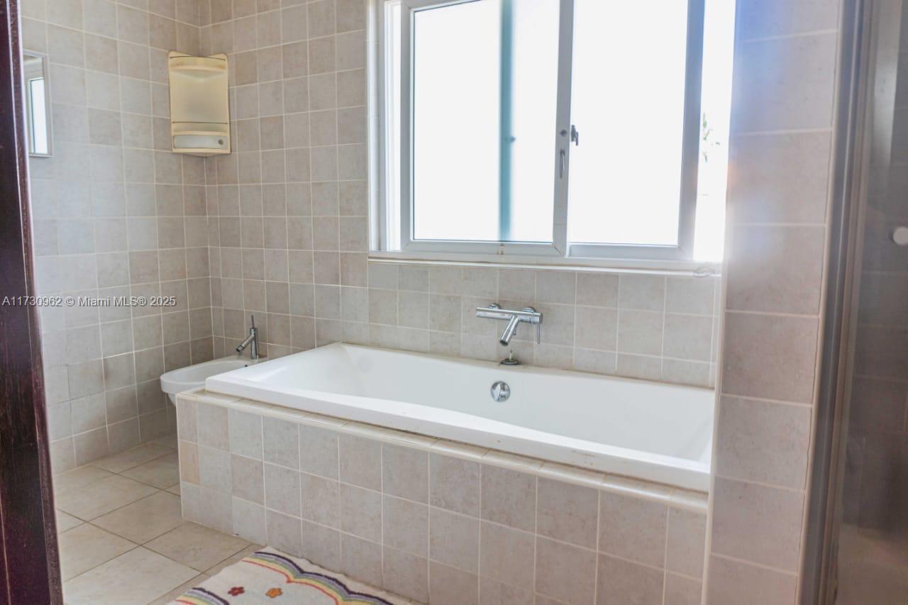 Cocotal golf and country c - Residential