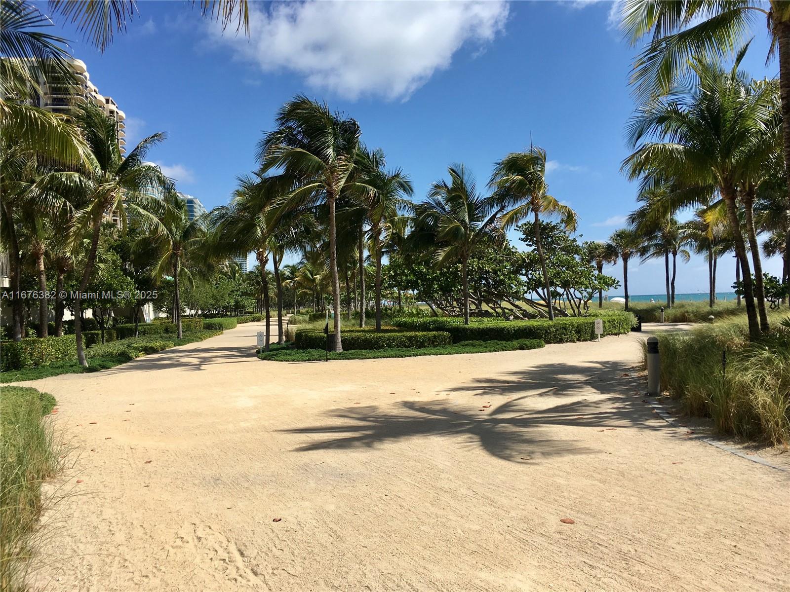 BALMORAL CONDO - Residential