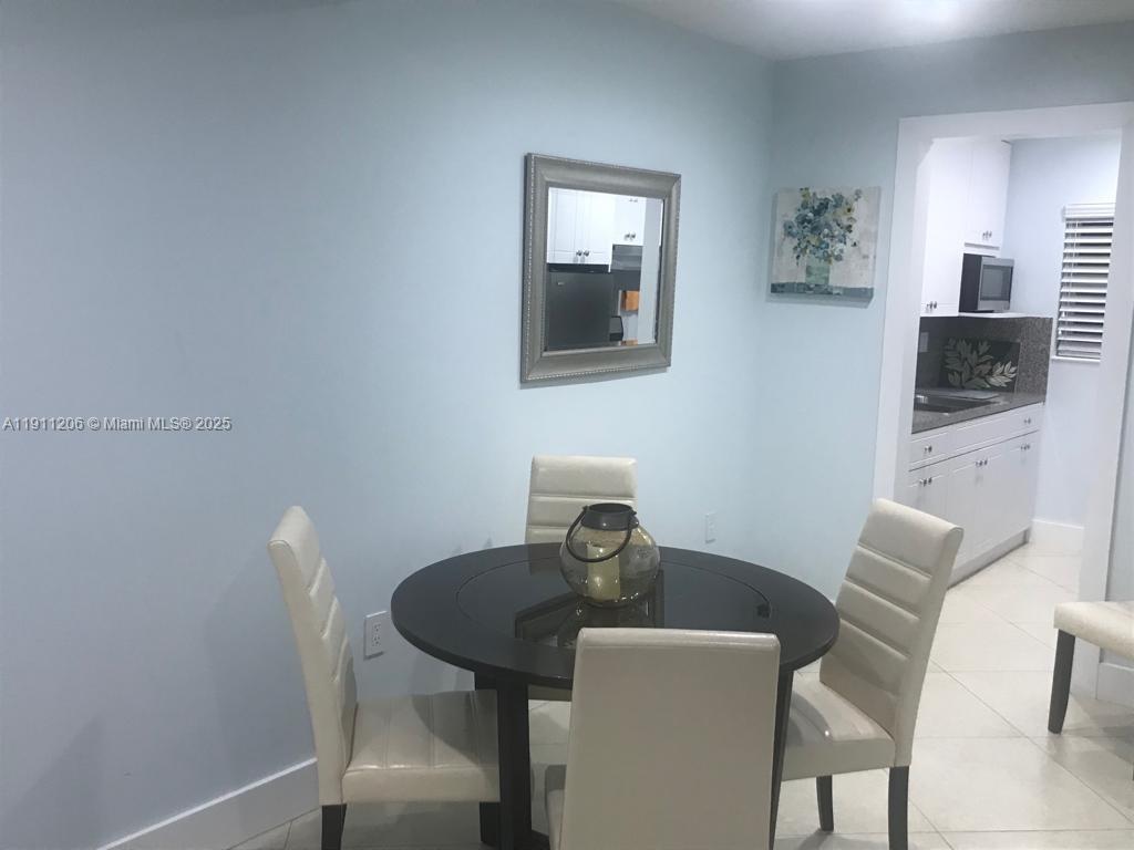 MIMO ON THE BEACH IX COND - Residential Lease