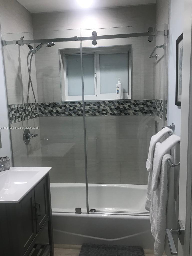 MIMO ON THE BEACH IX COND - Residential Lease