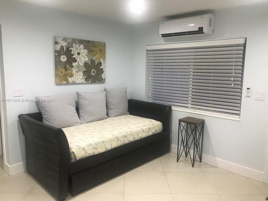 MIMO ON THE BEACH IX COND - Residential Lease