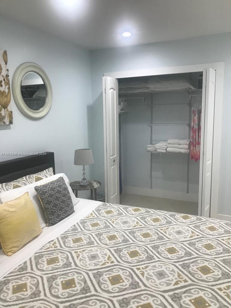 MIMO ON THE BEACH IX COND - Residential Lease