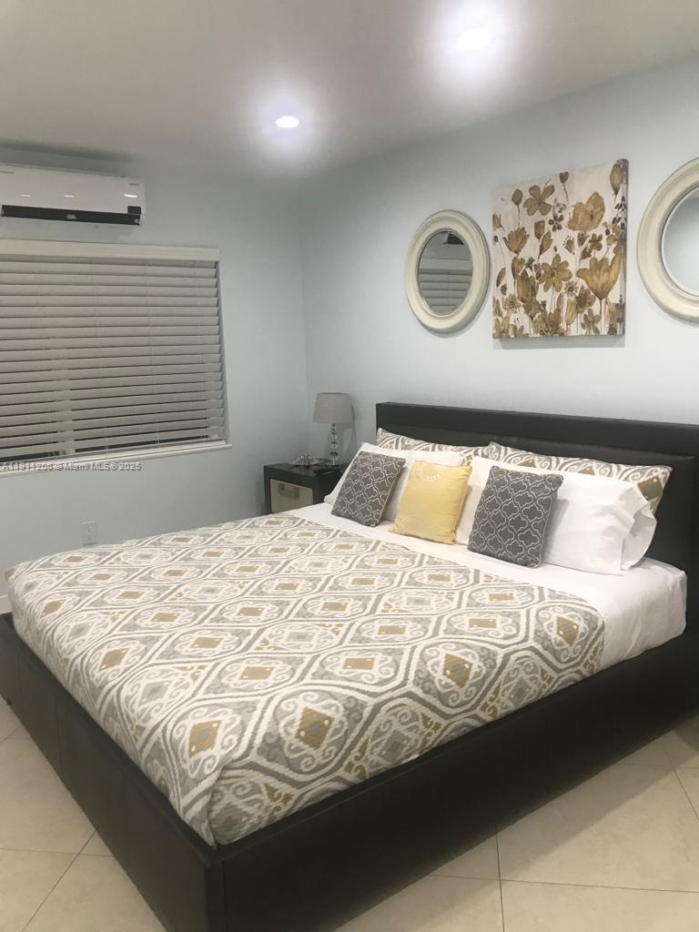 MIMO ON THE BEACH IX COND - Residential Lease