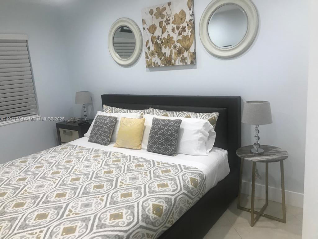 MIMO ON THE BEACH IX COND - Residential Lease