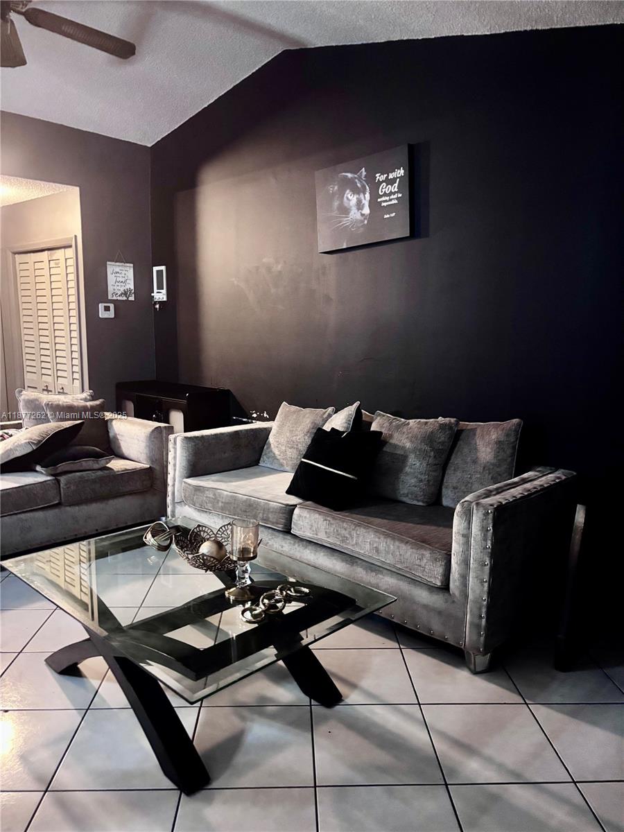 SIERRA RIDGE CONDO A - Residential