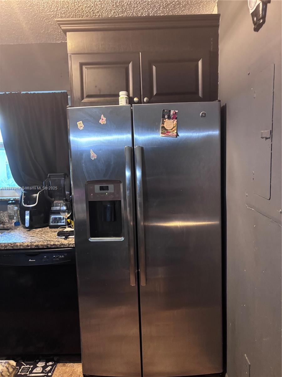 SIERRA RIDGE CONDO A - Residential