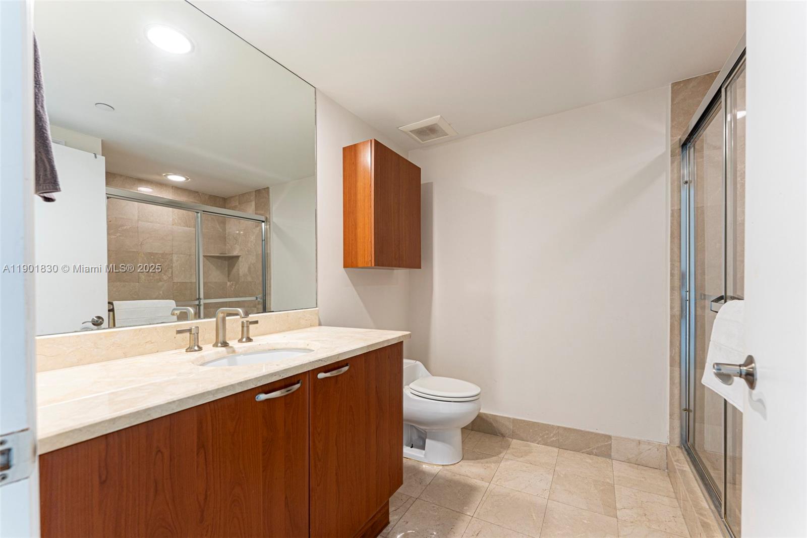 THE PENINSULA II CONDO - Residential