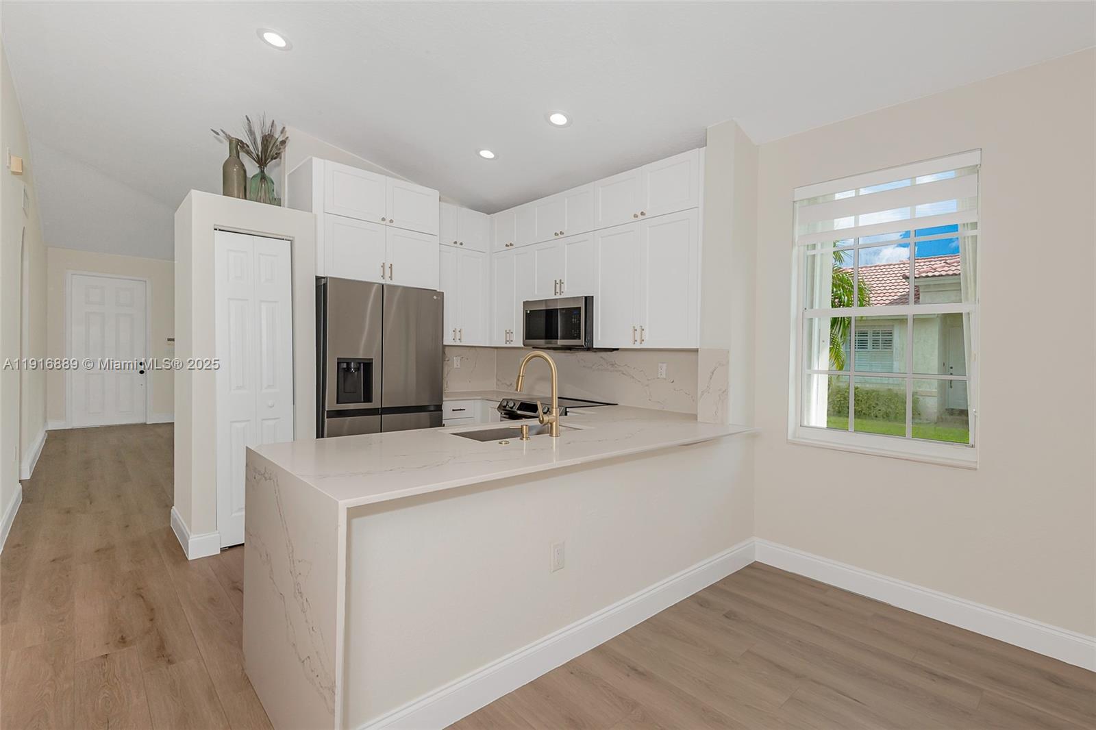 PARCEL D AT SUNSET LAKES - Residential Lease