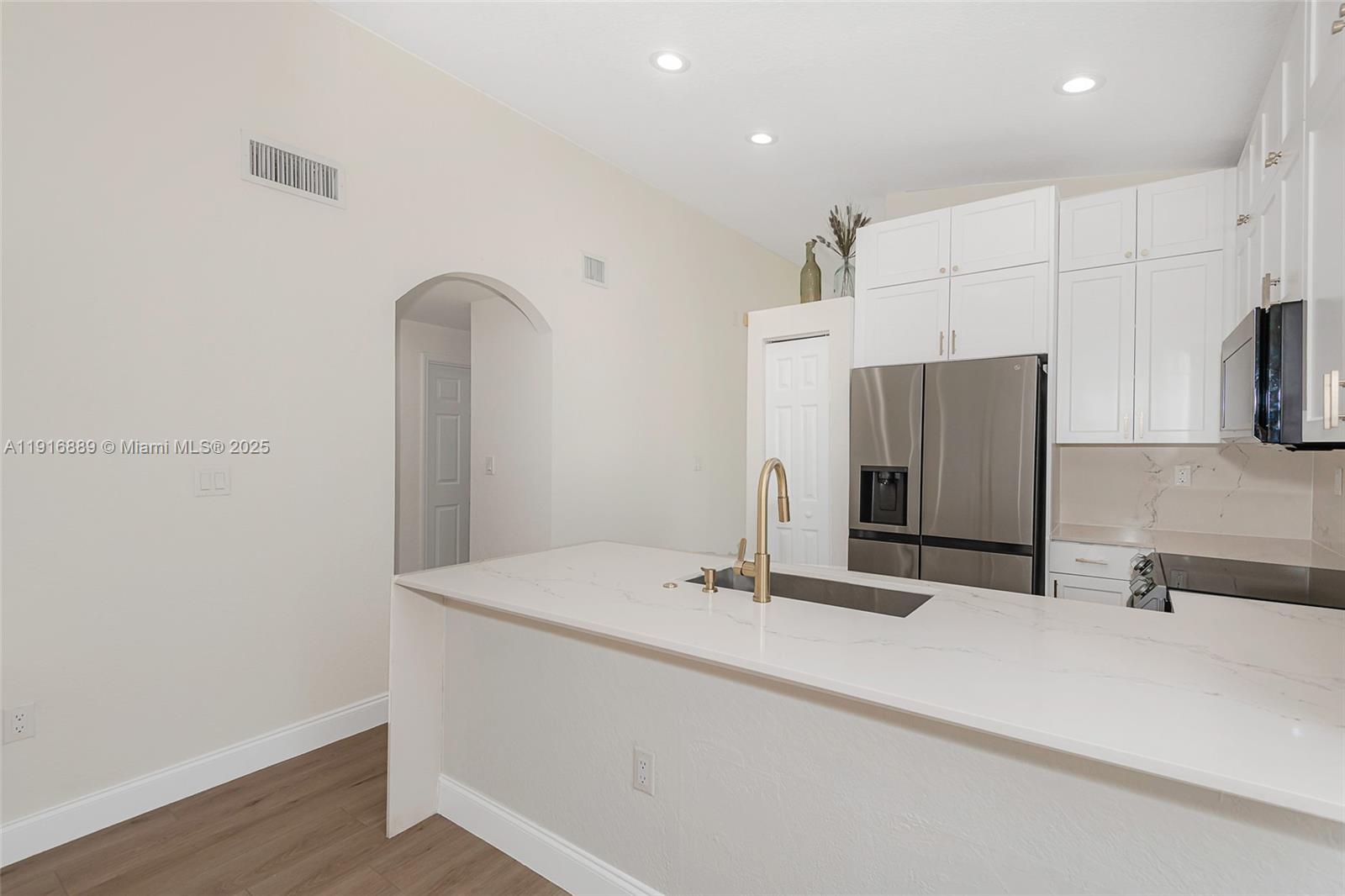 PARCEL D AT SUNSET LAKES - Residential Lease