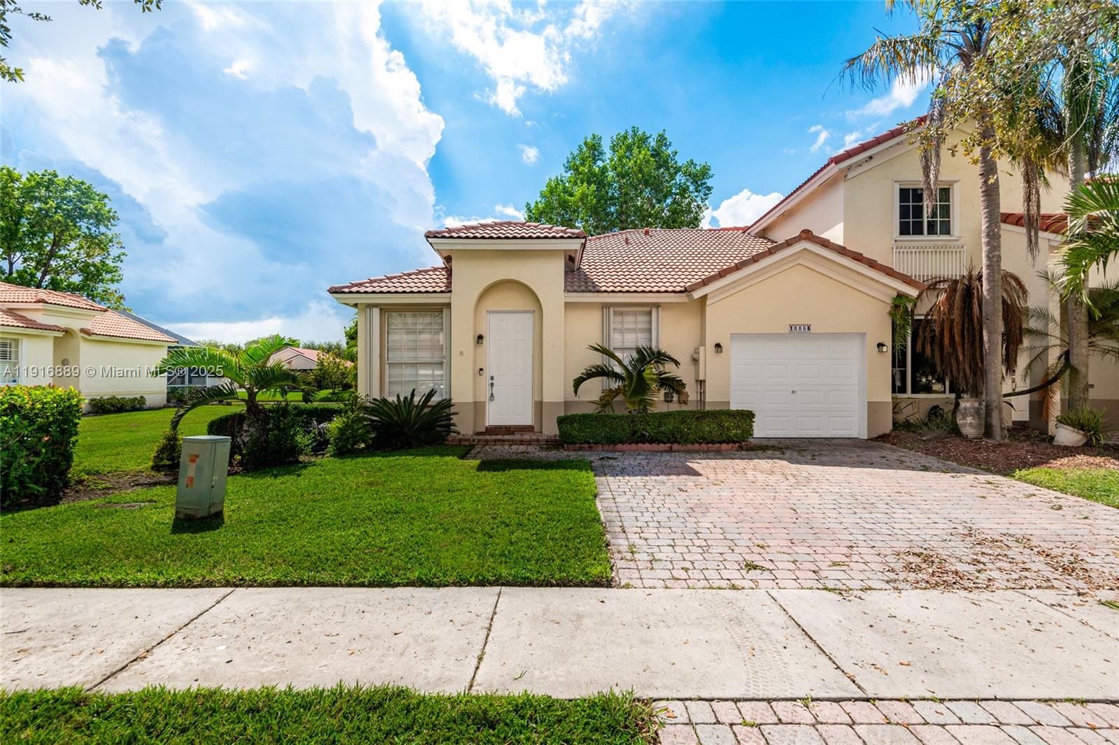 PARCEL D AT SUNSET LAKES - Residential Lease