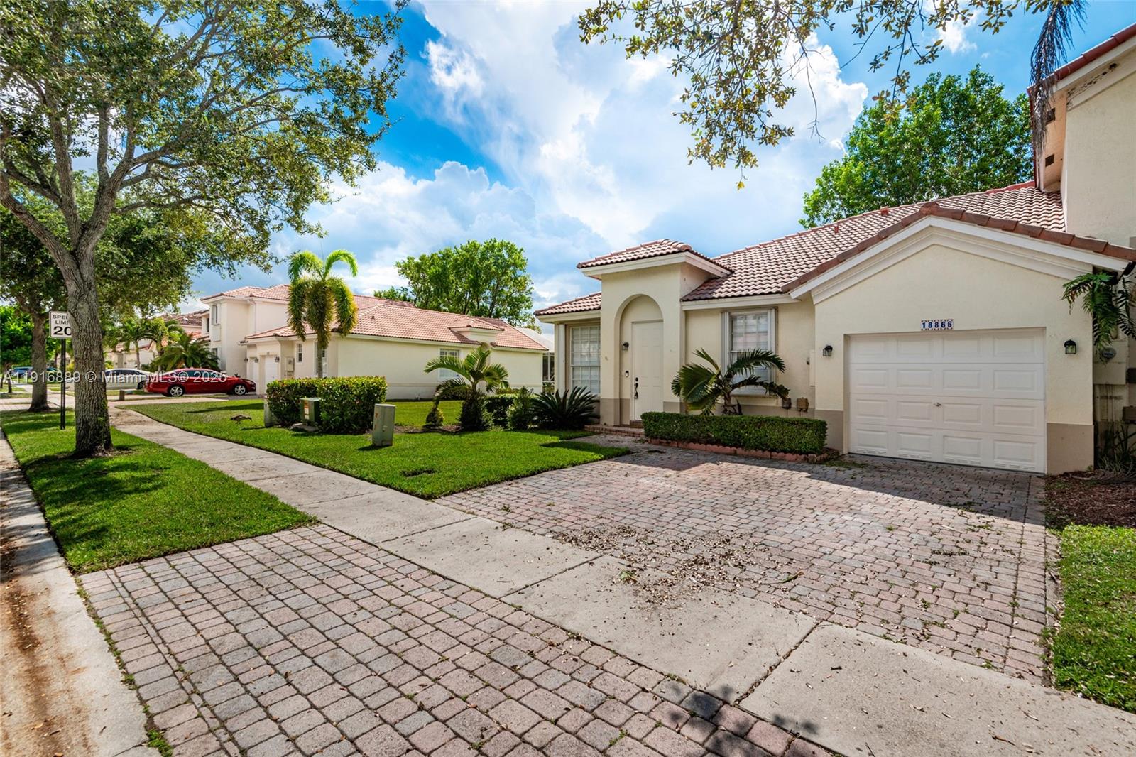 PARCEL D AT SUNSET LAKES - Residential Lease