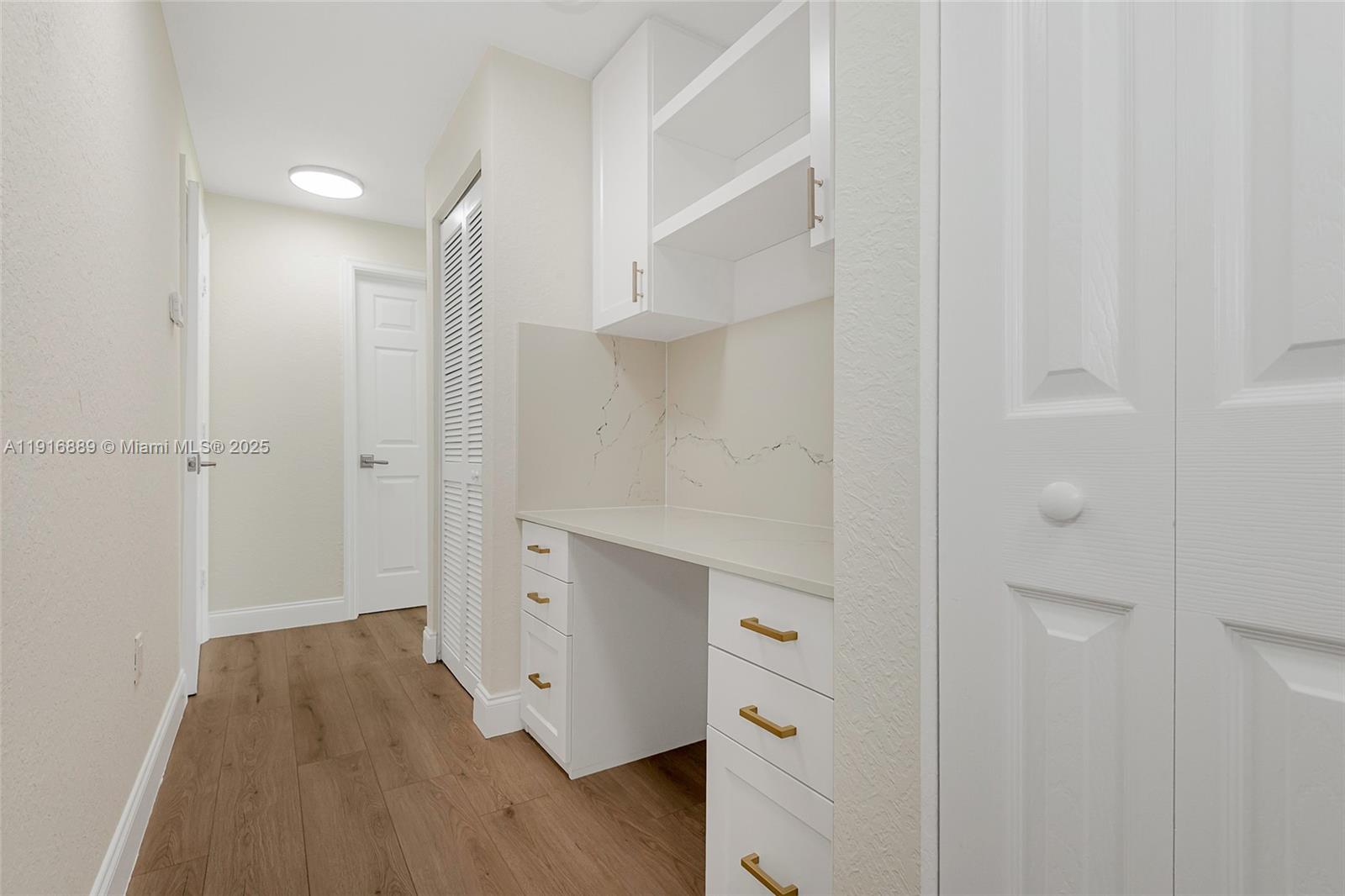 PARCEL D AT SUNSET LAKES - Residential Lease