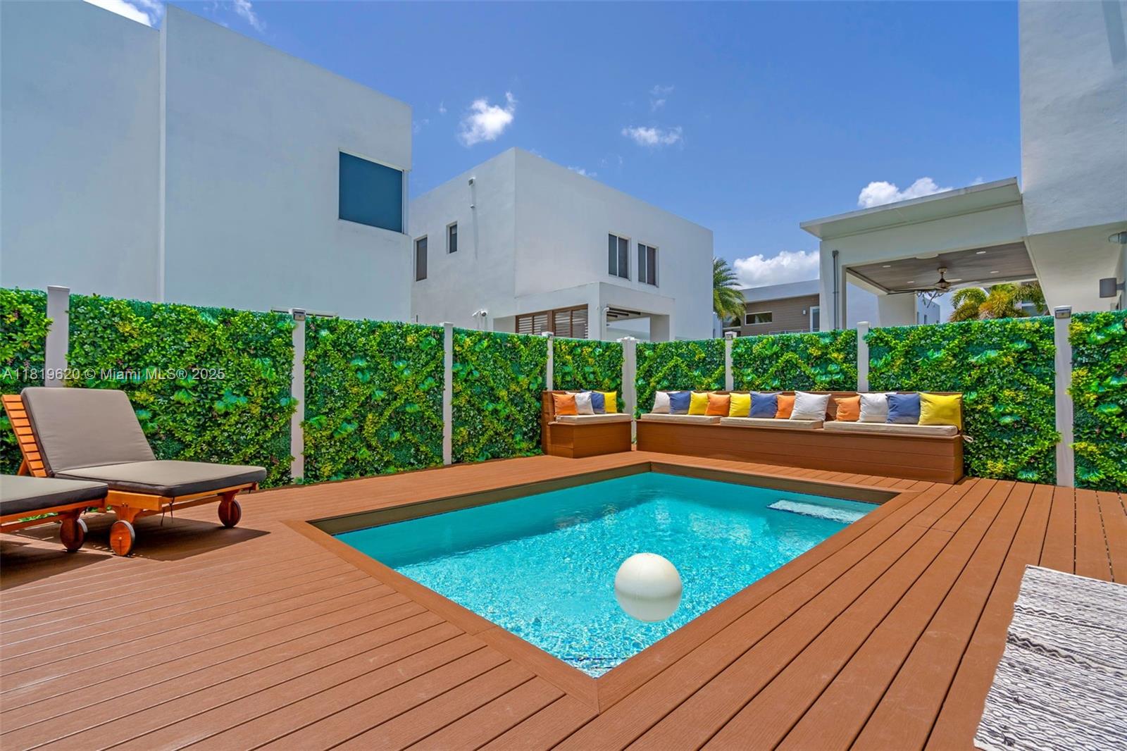 DORAL COMMONS RESIDENTIAL - Residential Lease