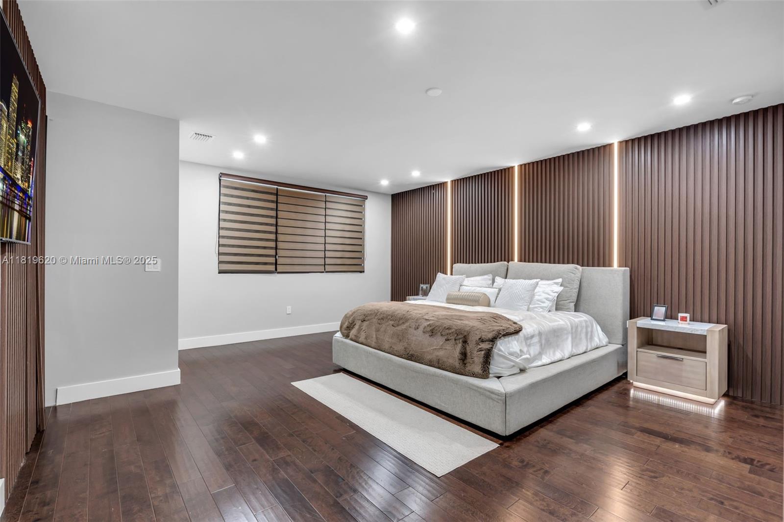 DORAL COMMONS RESIDENTIAL - Residential Lease