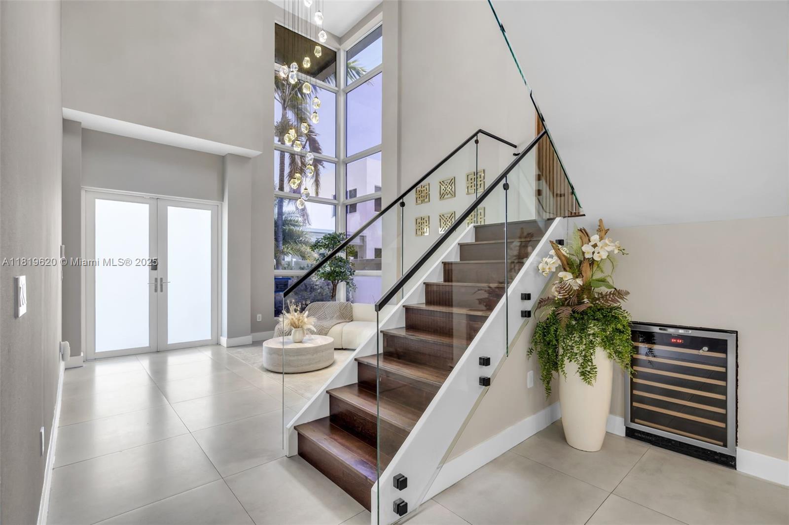 DORAL COMMONS RESIDENTIAL - Residential Lease