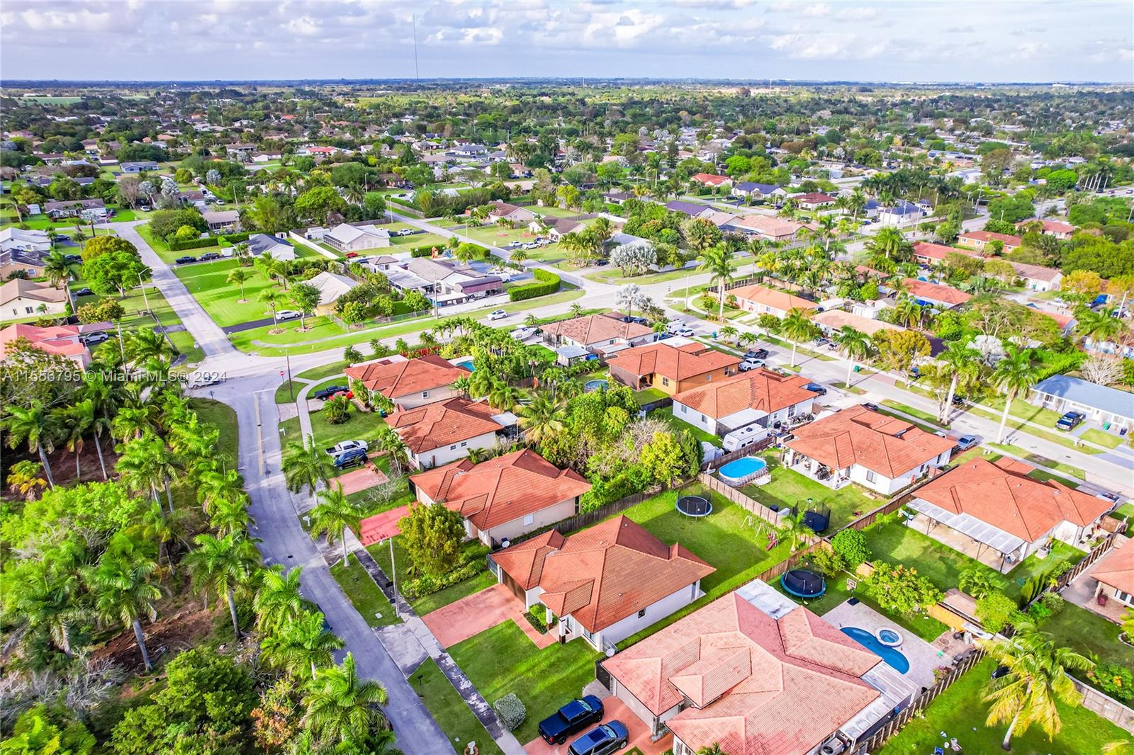 KINGS HOMES - Residential