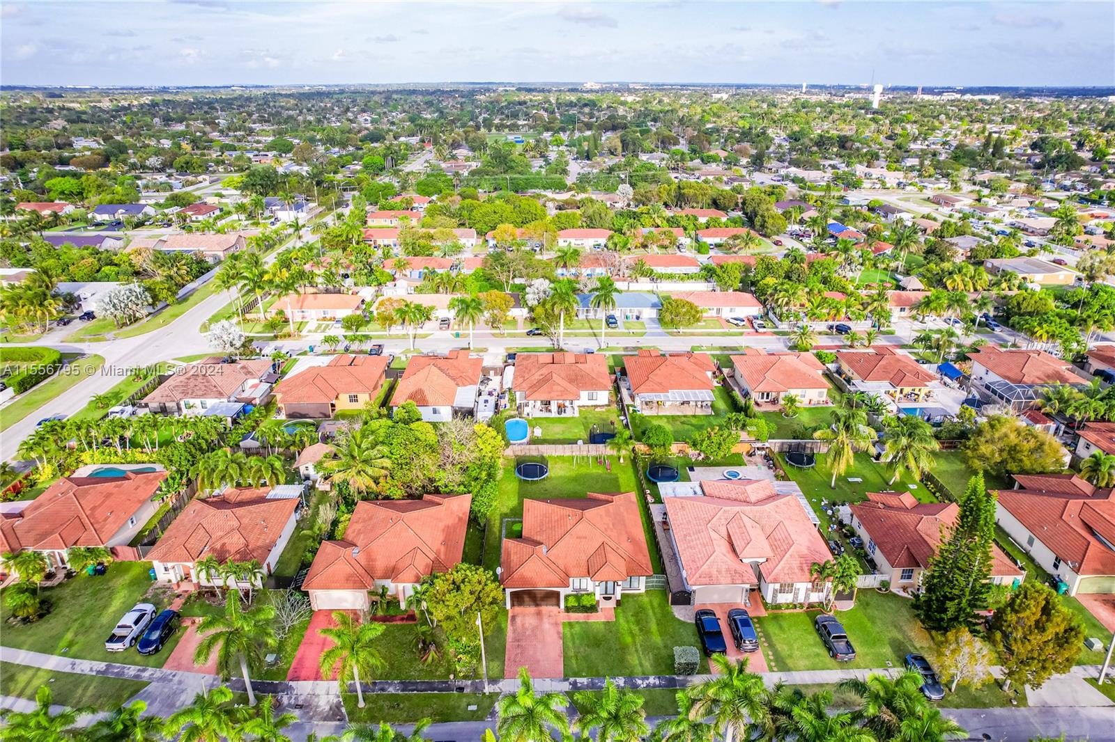 KINGS HOMES - Residential