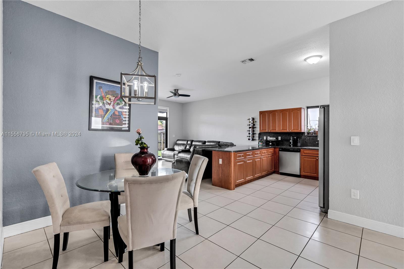 KINGS HOMES - Residential