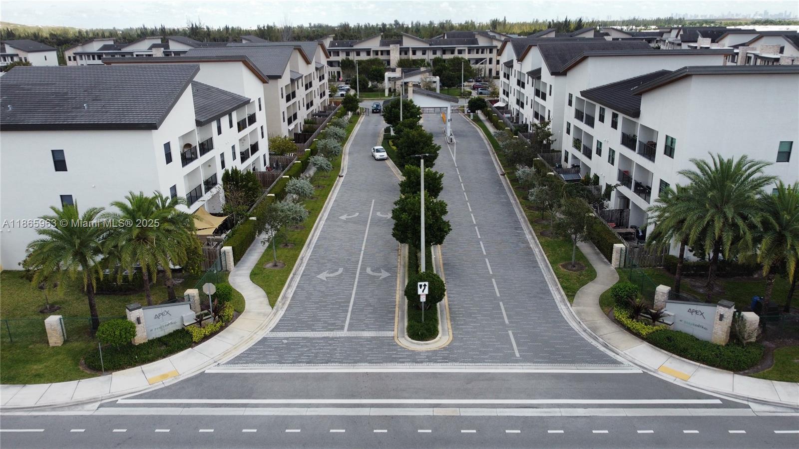 APEX AT PARK CENTRAL COND - Residential